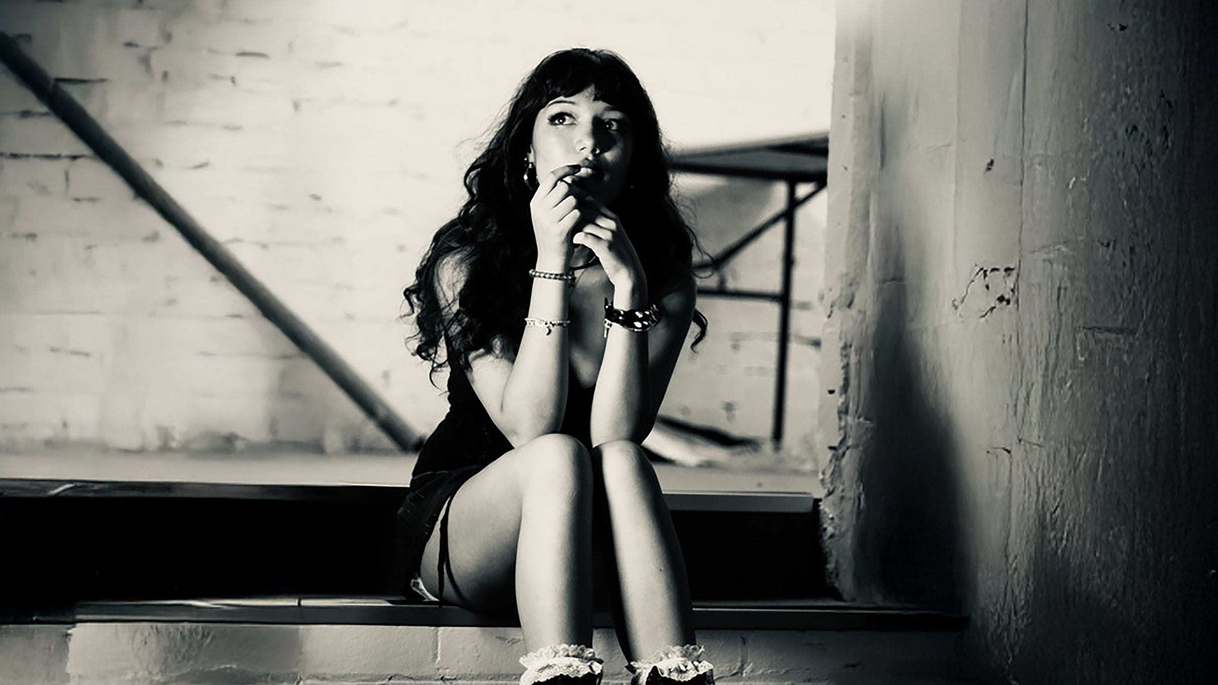 Esha Tewari: Wraith Tour