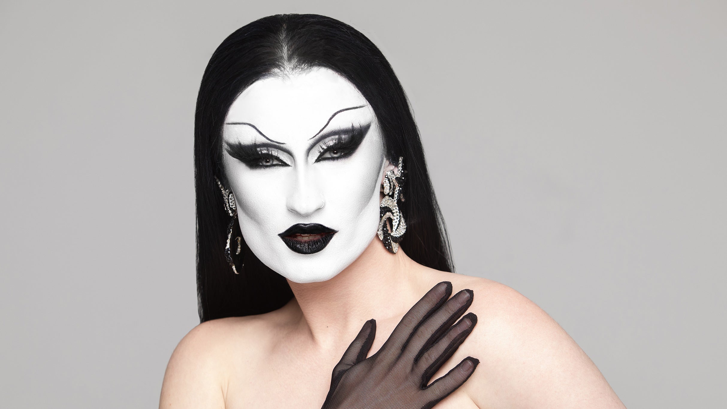 THE KNOCKOUT TOUR: VIOLET VS GOTTMIK